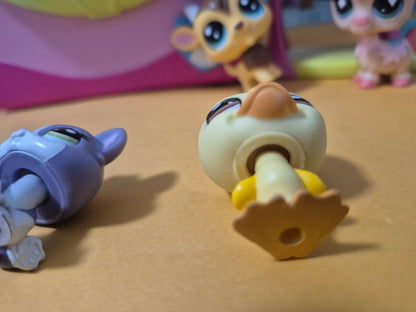 Littlest Pet Shop Bundle Figures And Playsets