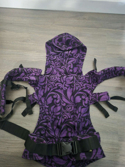 LennyLamb Mei-Tai Twisted Leaves in Purple/Black Baby Carrier with Hood RRP $320