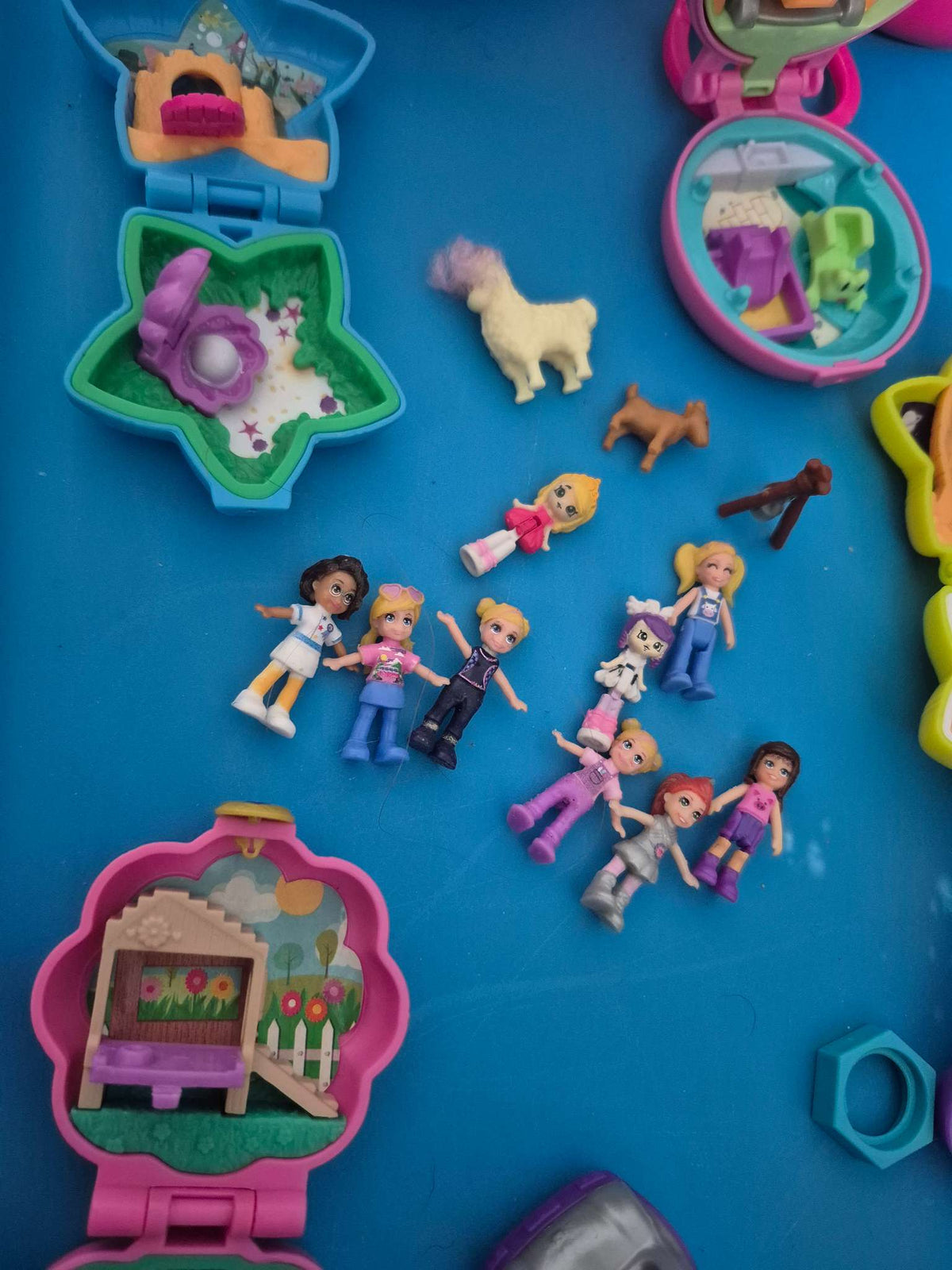 Large Polly Pocket Minis Bundle Compacts and Figures