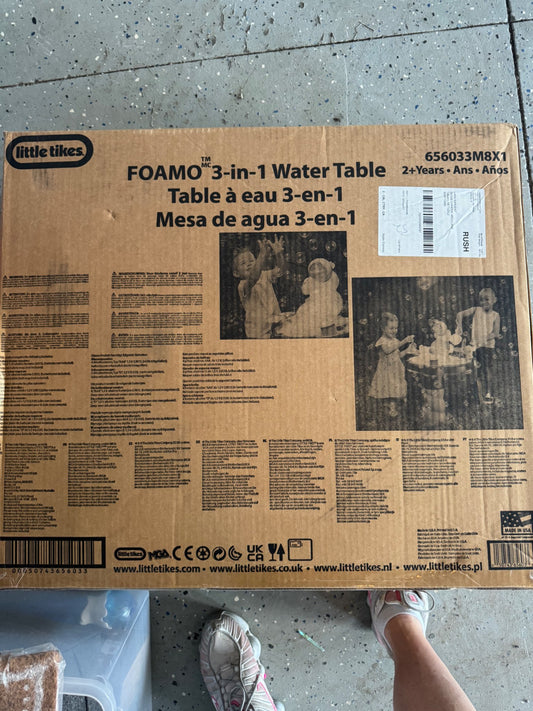 Little Tykes Foamo Water Table