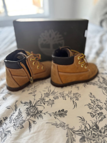 Timberland toddler size 10, Shoes 10 (Toddler:2-4yr)