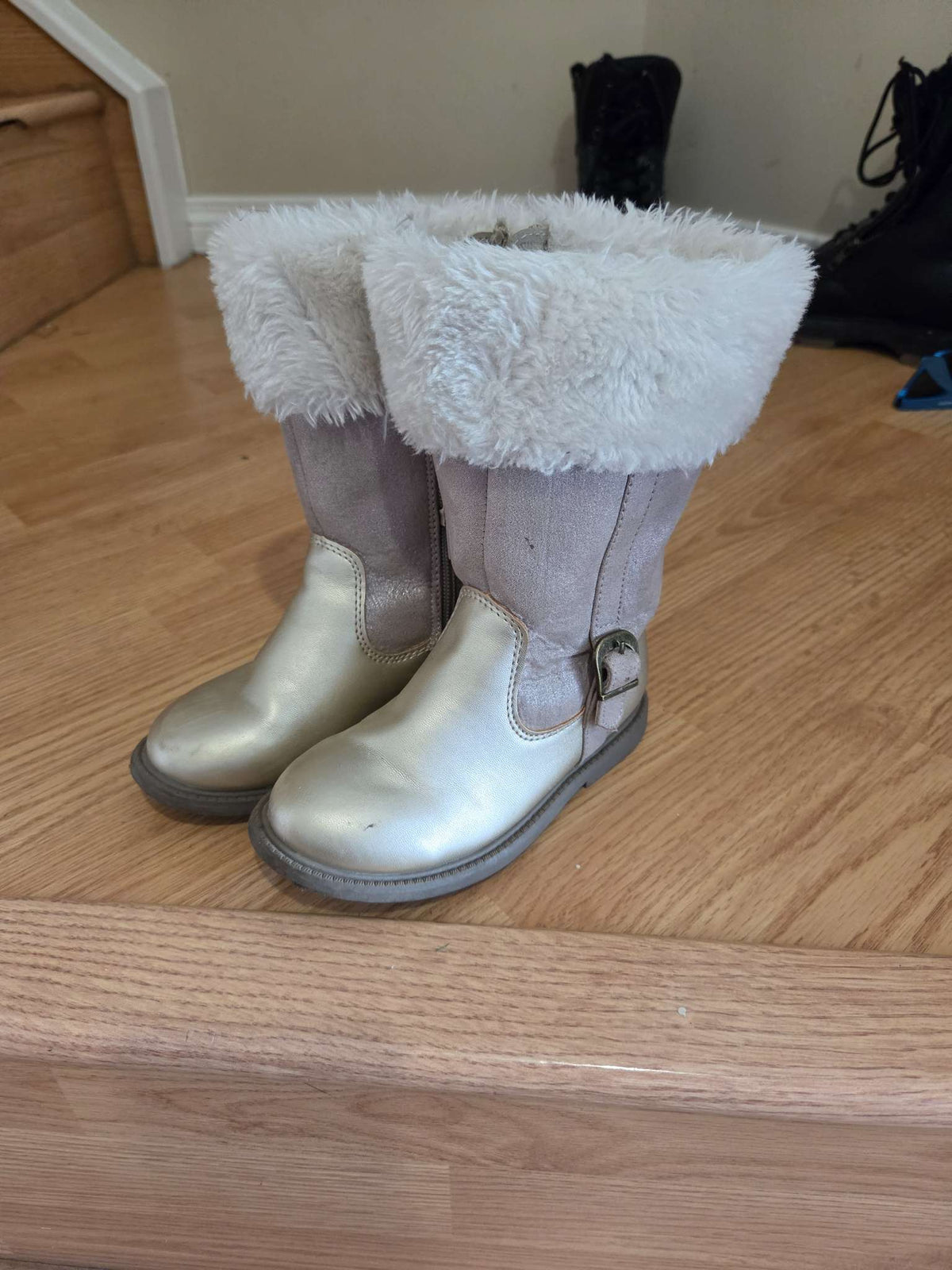 Kids winter boot, Shoes 10 (Toddler:2-4yr)