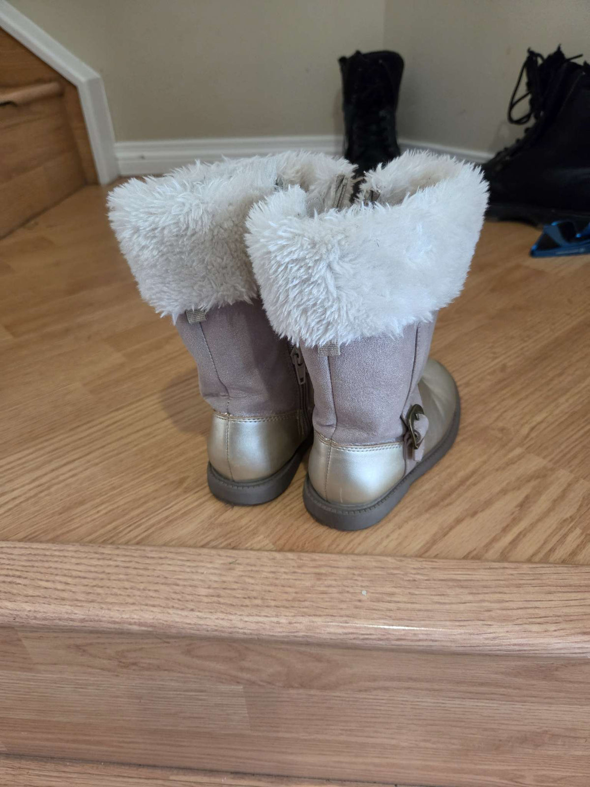 Kids winter boot, Shoes 10 (Toddler:2-4yr)