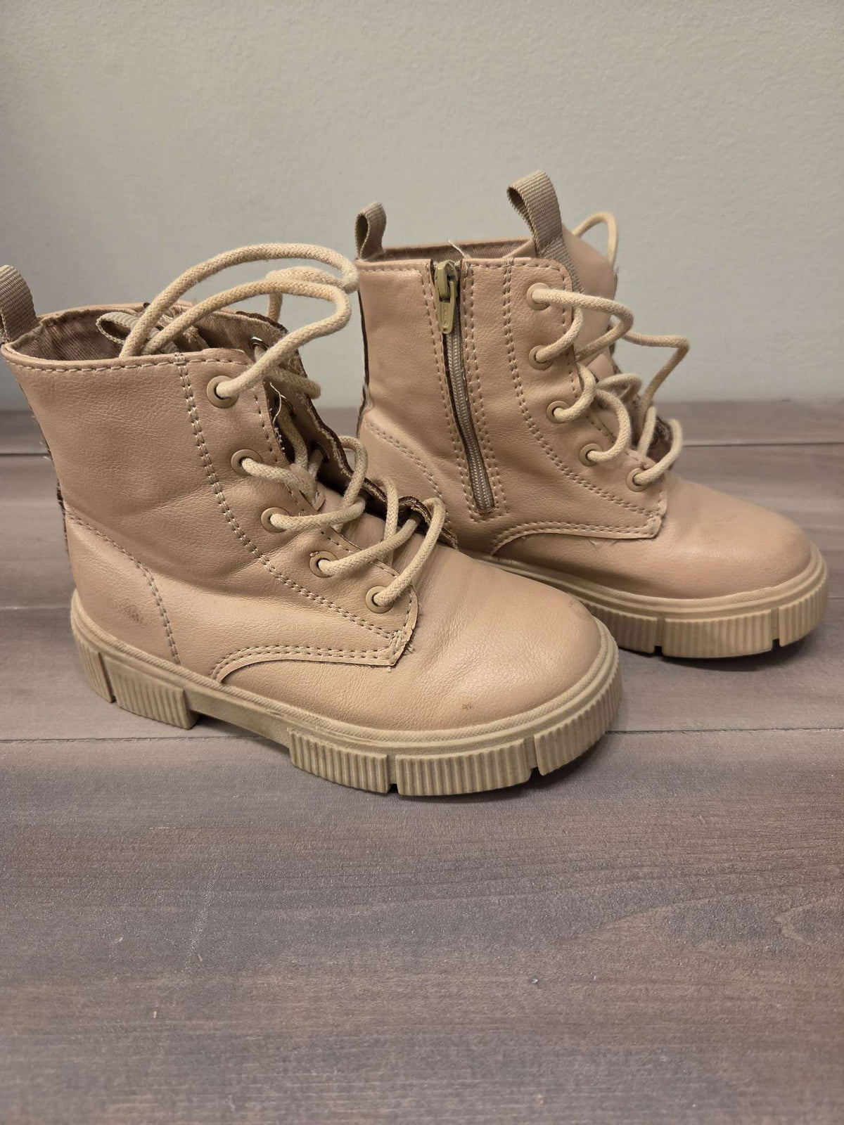 Girls boot , Shoes 9 (Toddler:2-4yr)