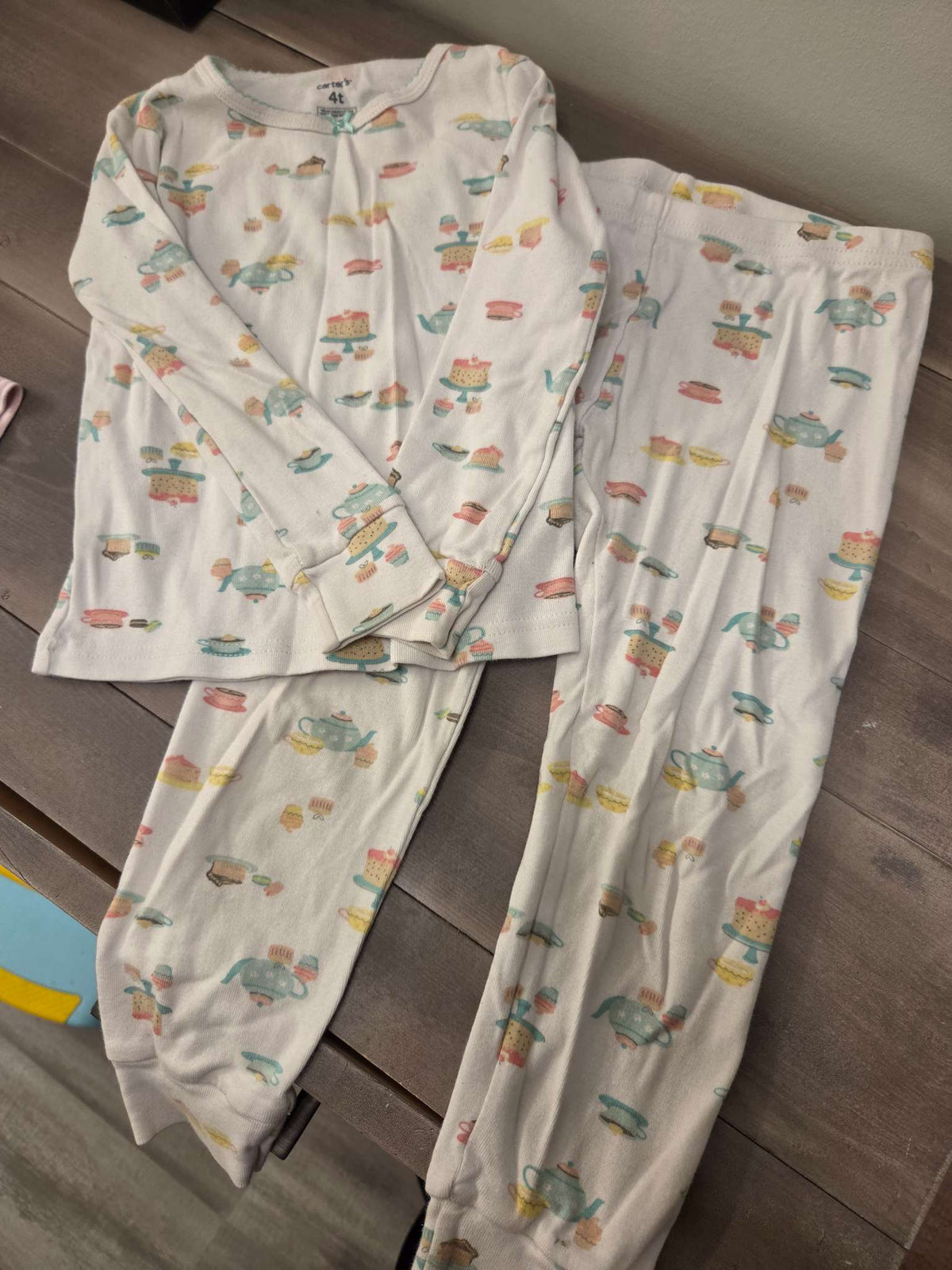 Girls long sleeve pajama set, Kids 4/4T