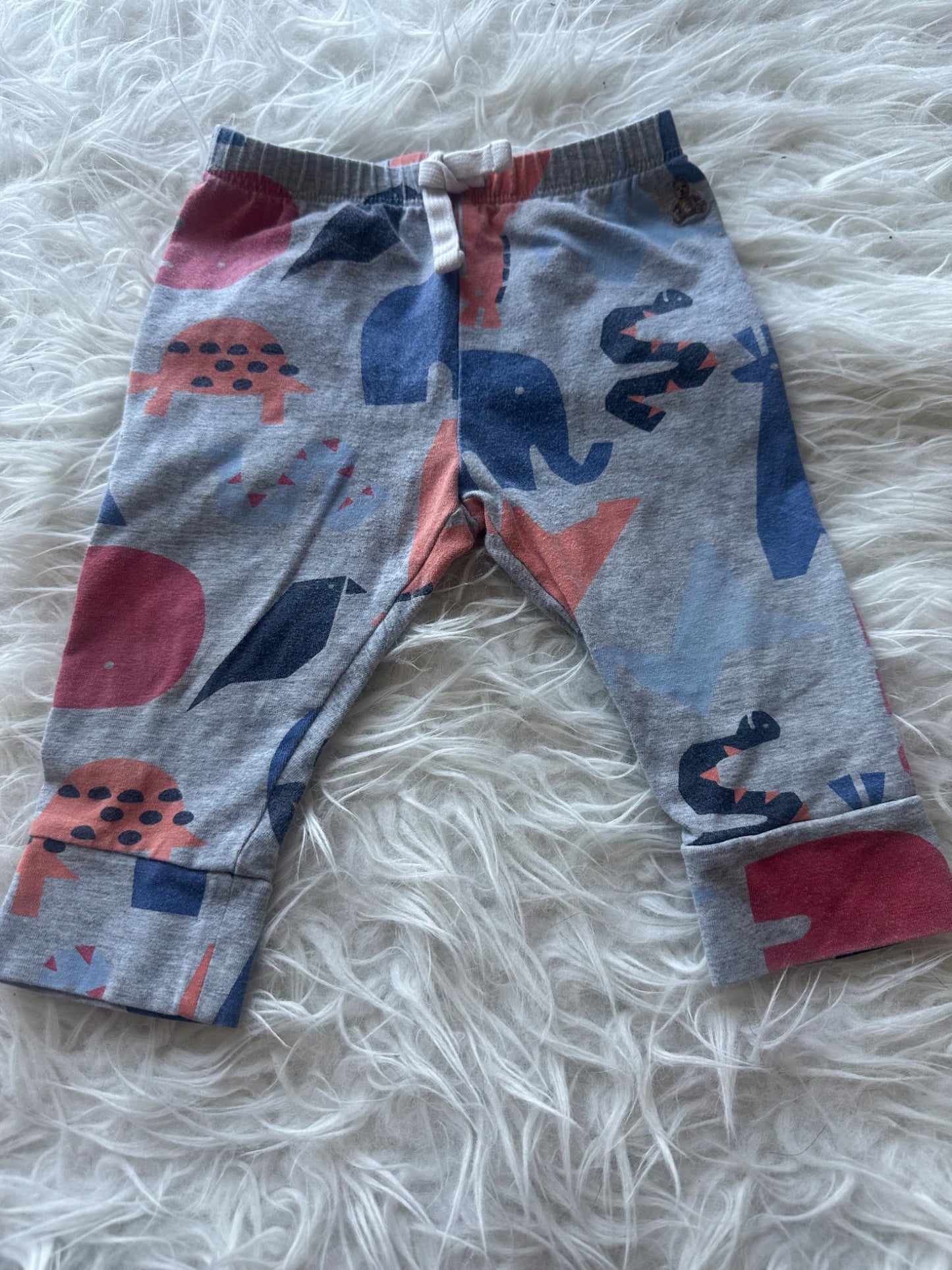 4 pairs of pants , Kids 12 Month (9-12M)