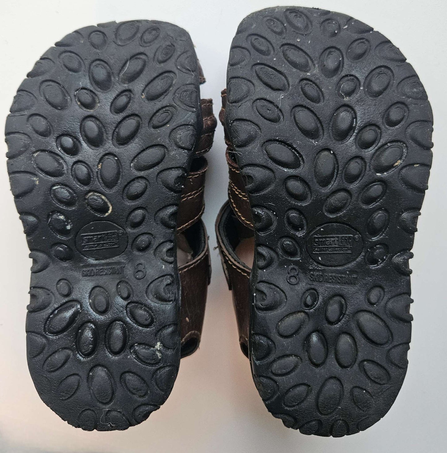 Brown Smartfit leather collection skid resistant sandals size 8, Shoes 8 (Toddler:2-4yr)