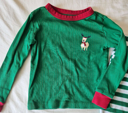 Green Reindeer Joe Fresh Christmas Pajamas 2 piece set size 2, Kids 2T