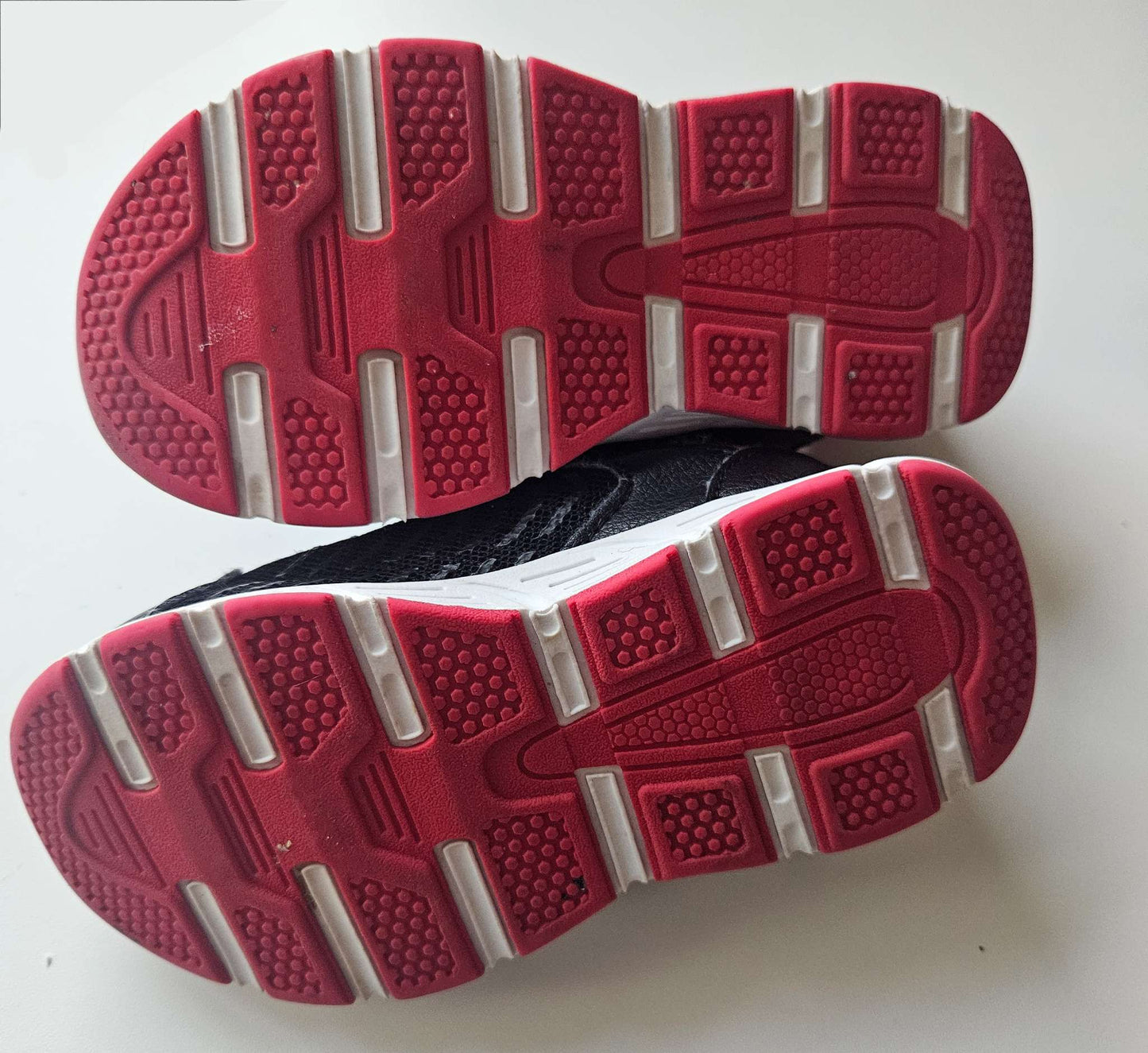 Red and black Athletic works running shoes size 9 MSRP $15, Shoes 9 (Toddler:2-4yr)