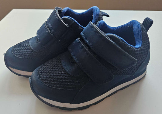 Blue Joe Fresh running shoes size 8, Shoes 8 (Toddler:2-4yr)