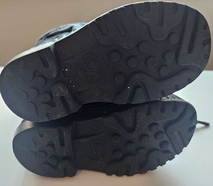 Black Sorel winter boots size 8, Shoes 8 (Toddler:2-4yr)