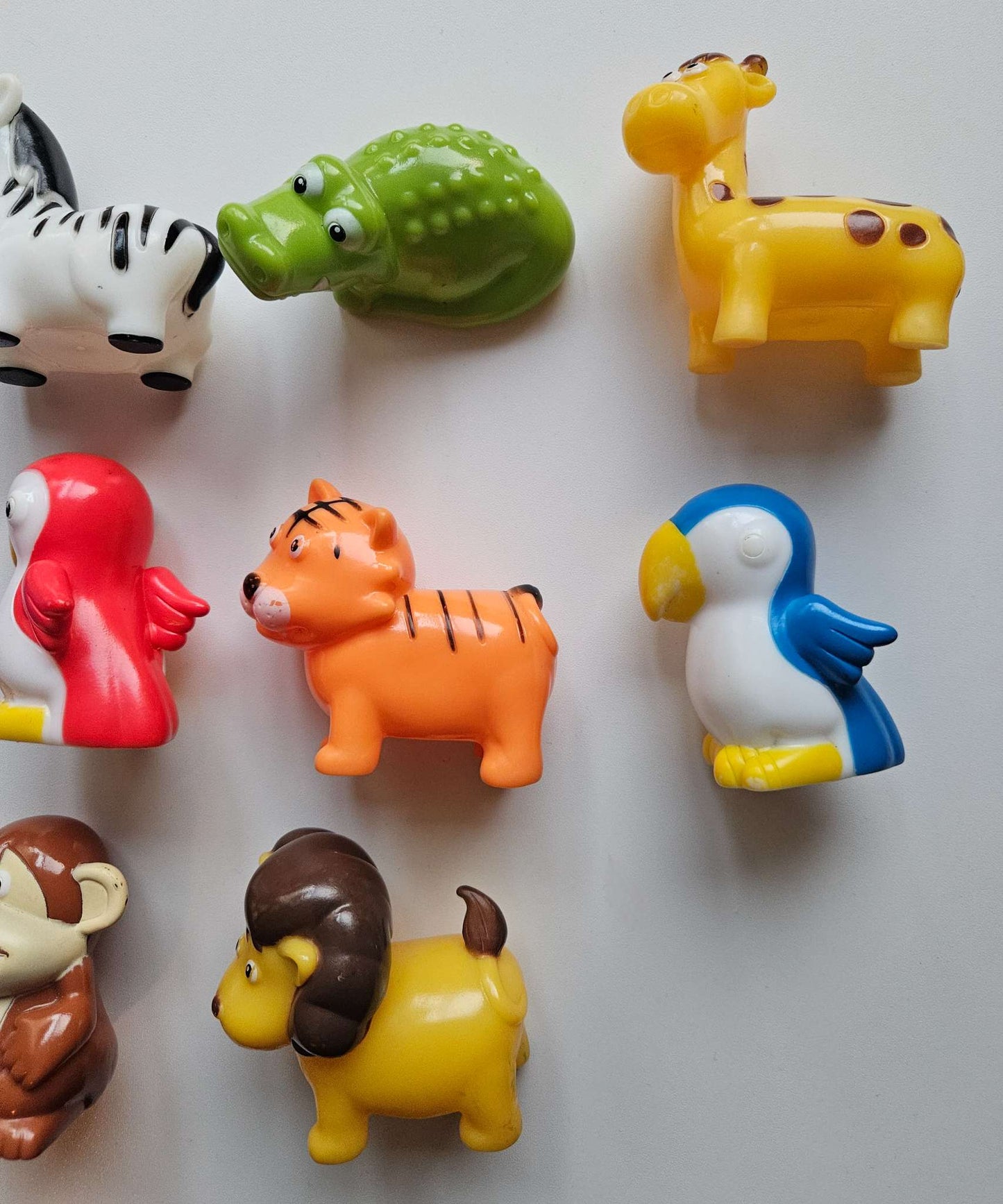 10 safari soft plastic toys