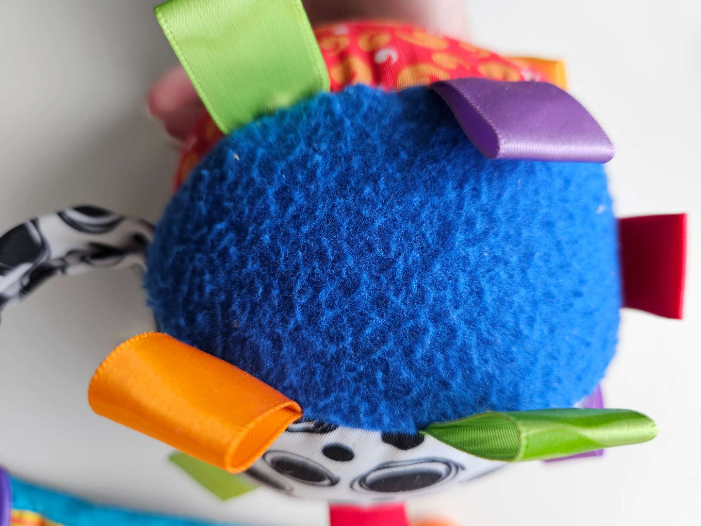 Set of 2 soft baby toys (Nuby frog cloth and playgro musical ball)
