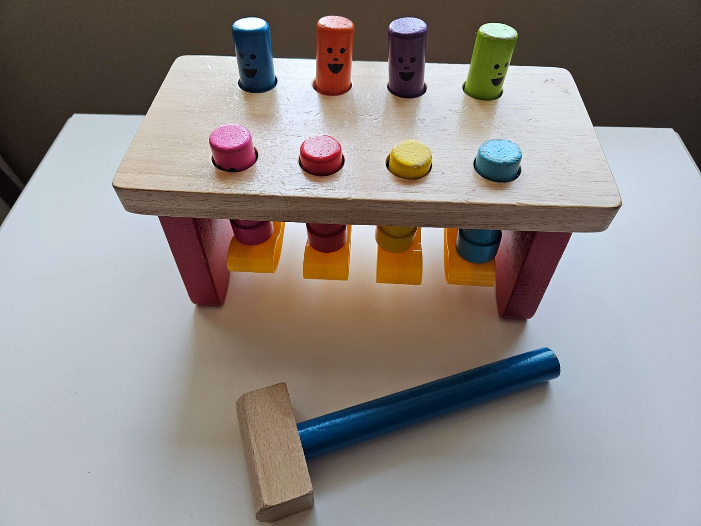 Melissa & Doug Deluxe Pounding Bench MSRP $31.20