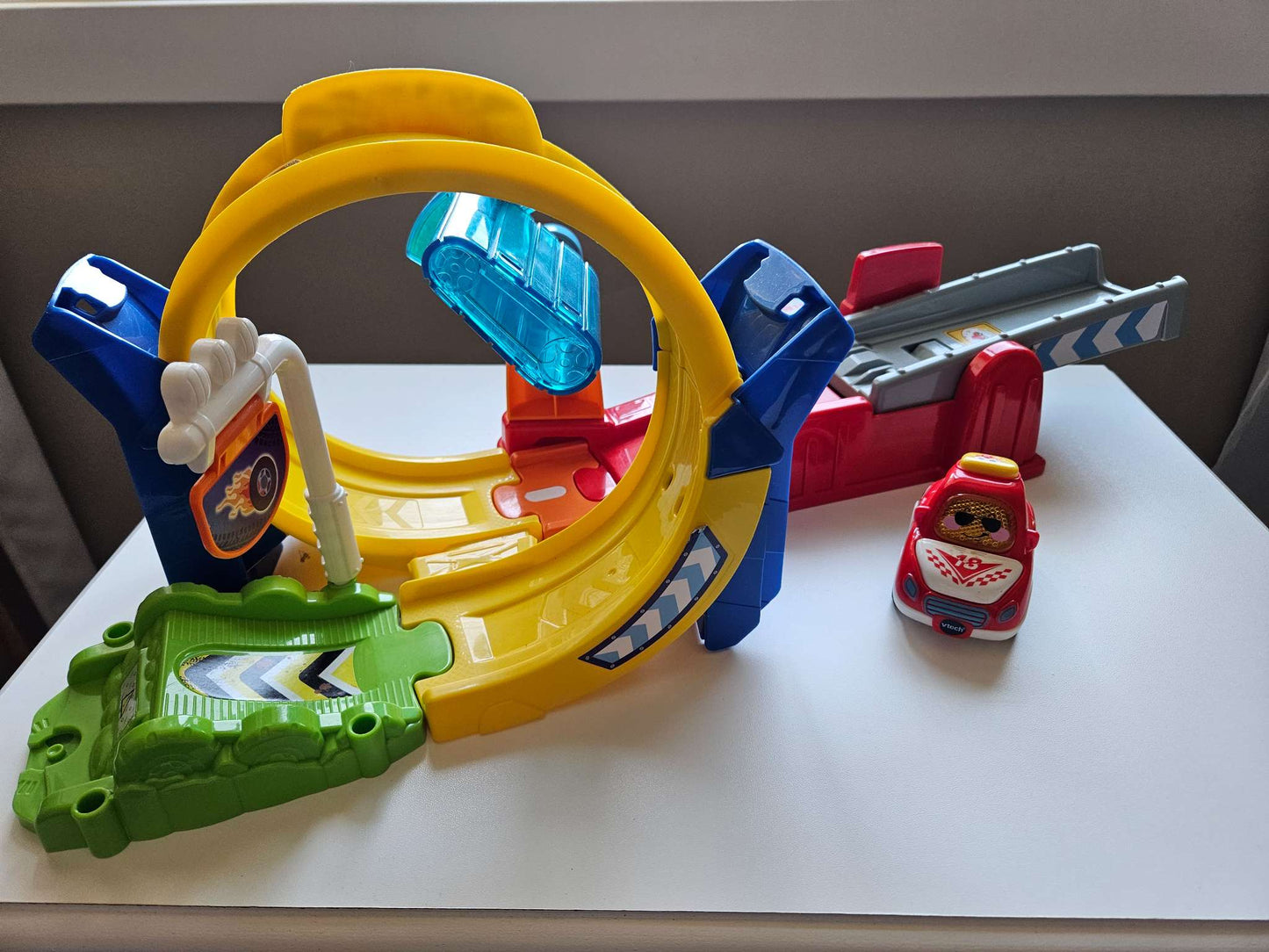 VTech Go! Go! Smart Wheels Revved Up Stunt Spiral