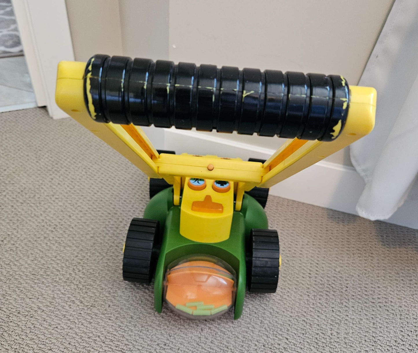 John Deere Electronic Lawn Mower