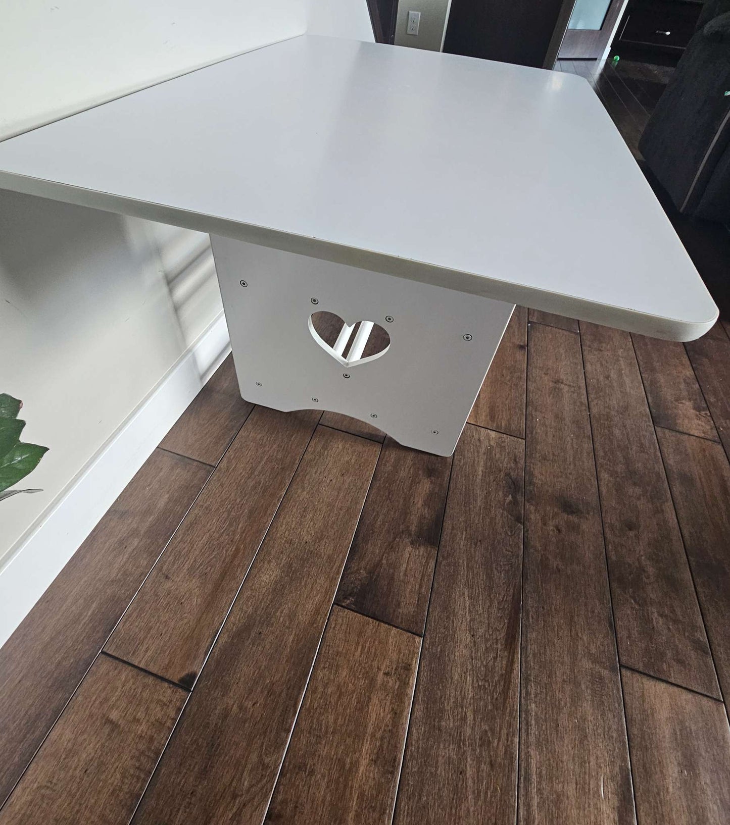 White Kidcraft heart table