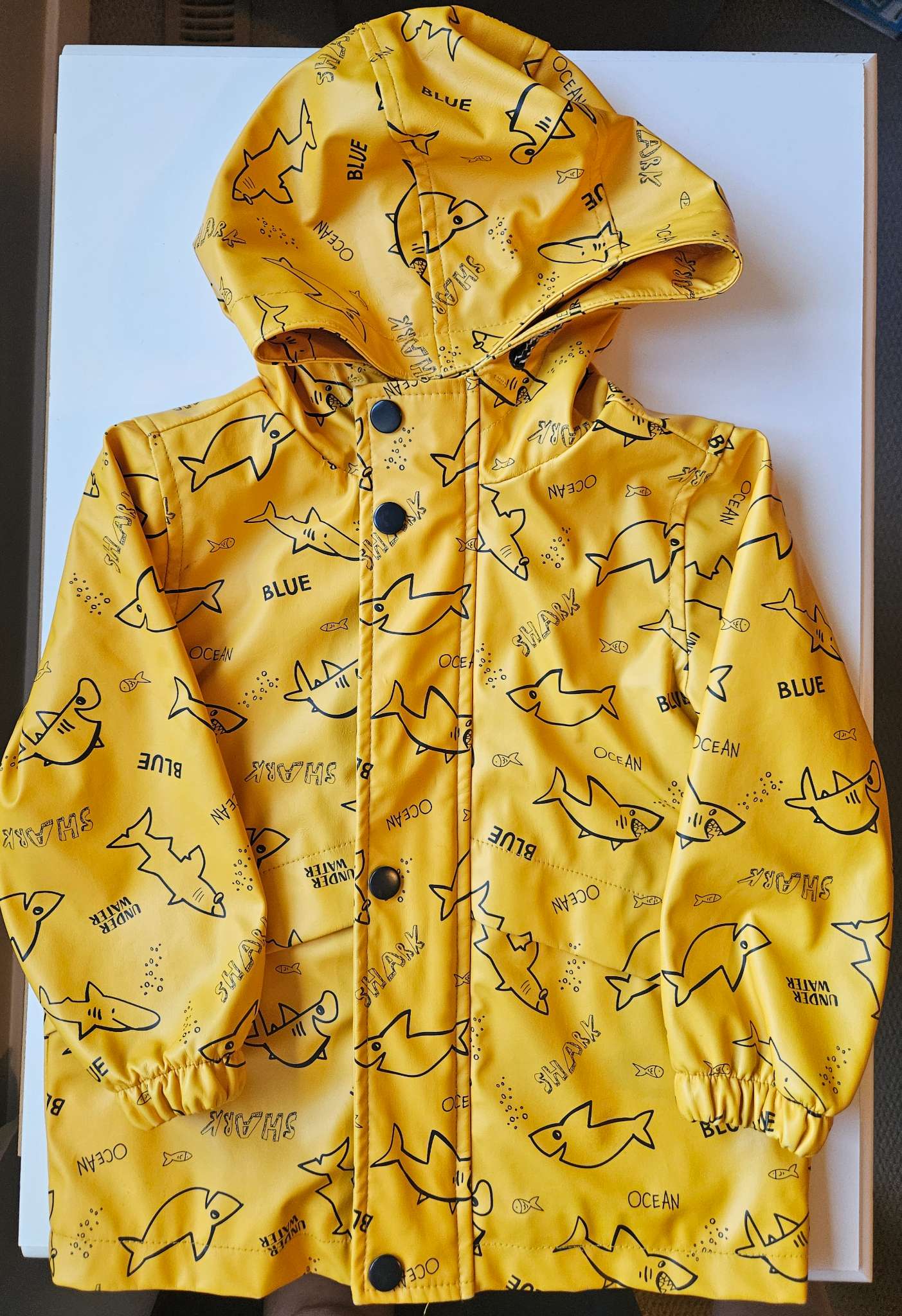 Shark rain coat , Kids 3T