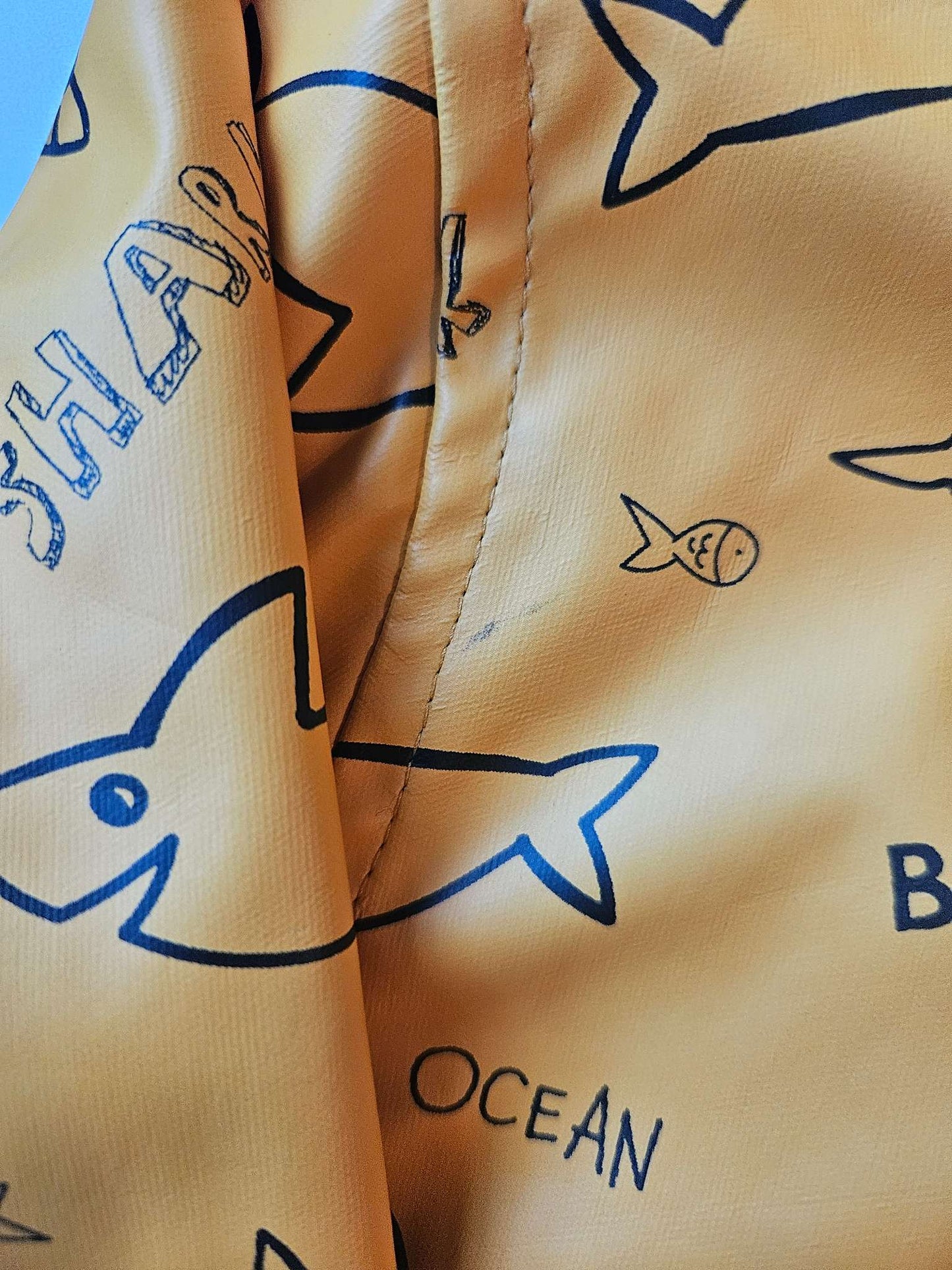 Shark rain coat , Kids 3T