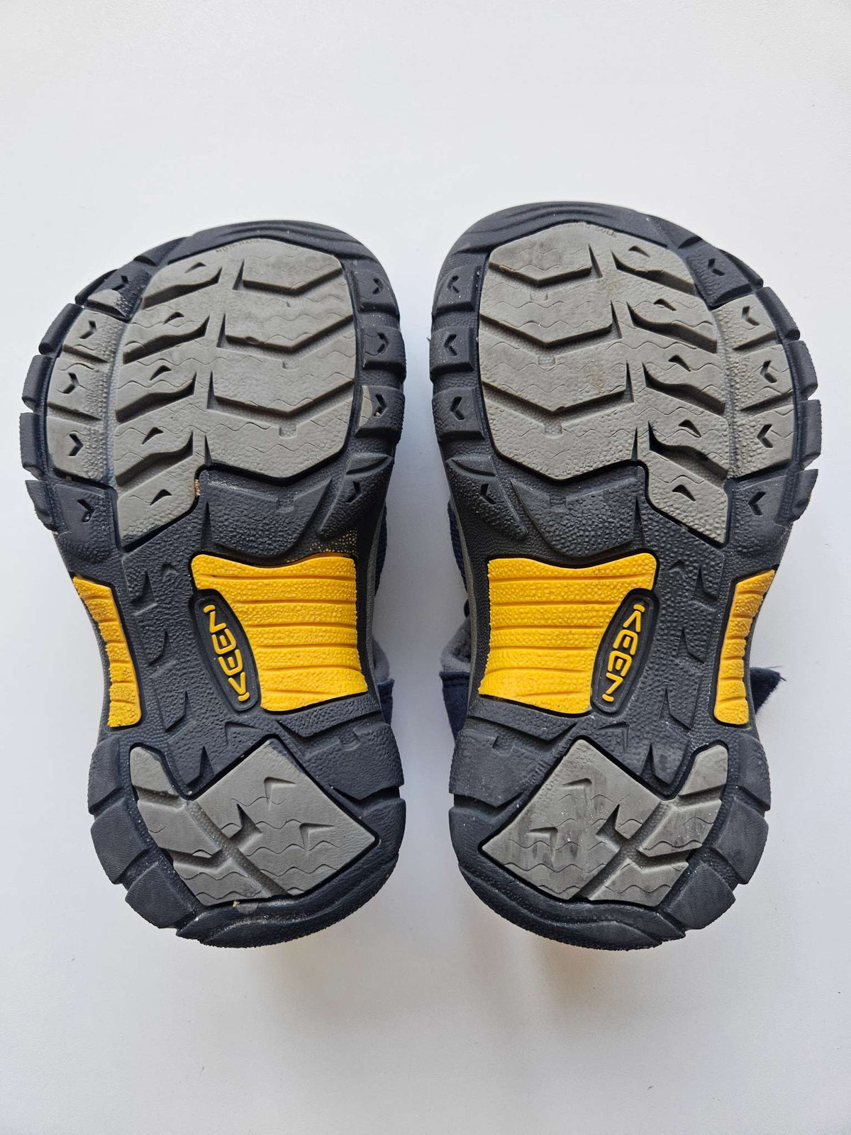 Keen Sandals MSRP $65, Shoes 10 (Toddler:2-4yr)