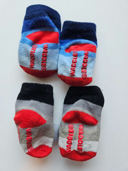 2 pairs of Waddle shark rattle socks MSRP $29.99