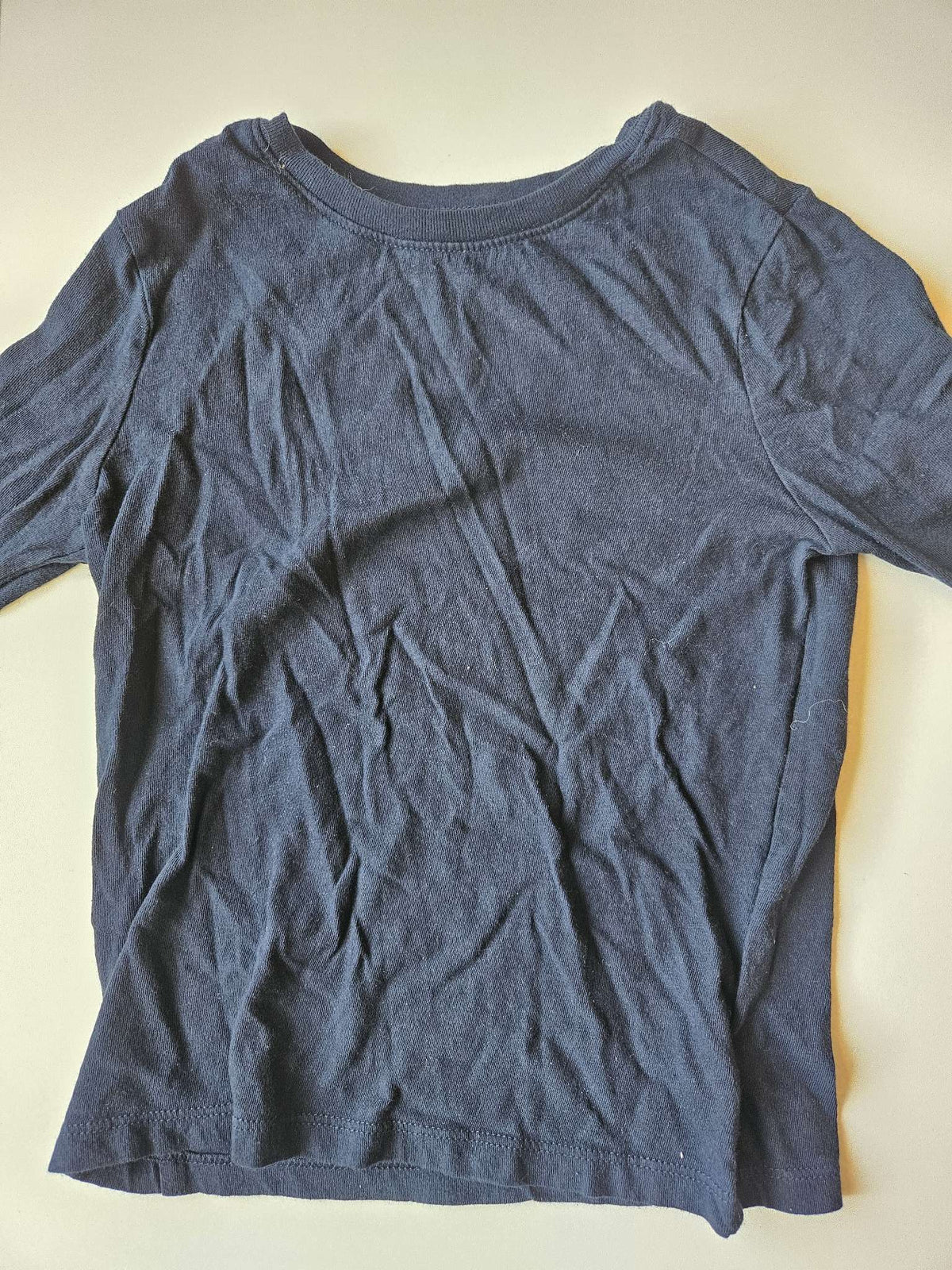 Old navy dark and light blue long sleeve shirts , Kids 5/5T
