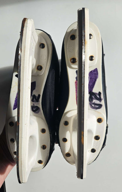 CCM Cyclone size 13 youth hockey skates , Shoes 13 (Kids:4-8yr)