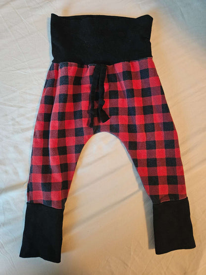 Red plaid grow with me pants size 3-12 months , Kids 9 Month (6-9M)