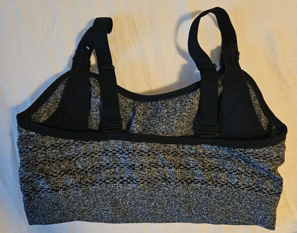 Brand NWOT Thyme sports bra nursing bra size Large , Maternity L (12-14)
