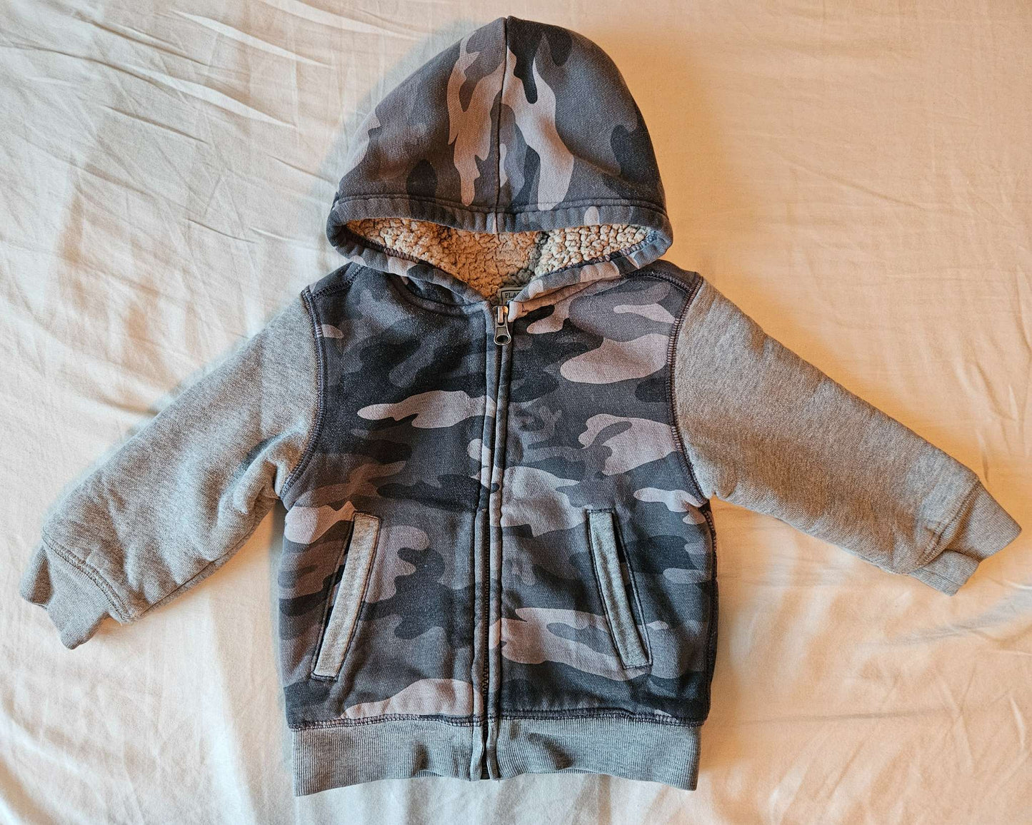 Childrens Place lined camo hoodie size 18-24 months MSRP $64.95, Kids 24 Month (18-24M)