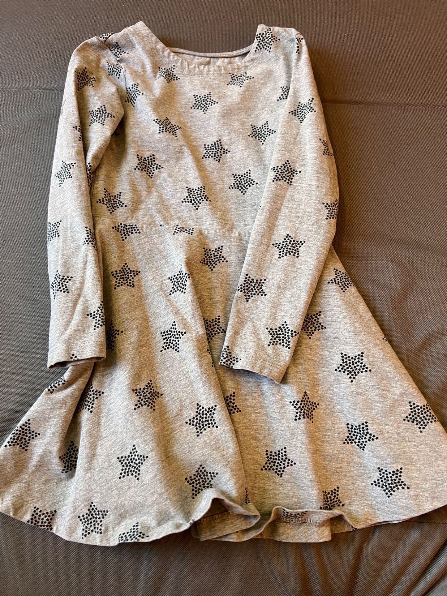 Girl’s Grey Star Long Sleeved Dress, Kids 6/6X