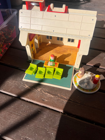 Kids Fisher Price School House
