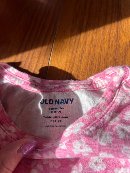 Girl’s Old Navy Flower T-Shirt, Kids 6/6X