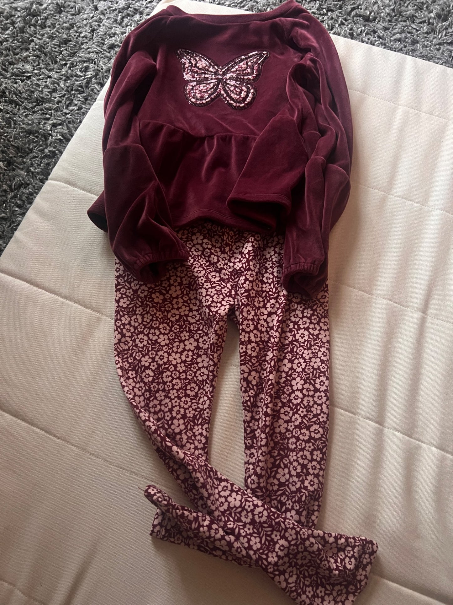 Girl’s Matching Butterfly Sweater/Leggings , Kids 6/6X