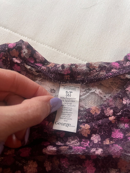 NWOT Girl’s Lace Long Sleeved Top , Kids 6/6X