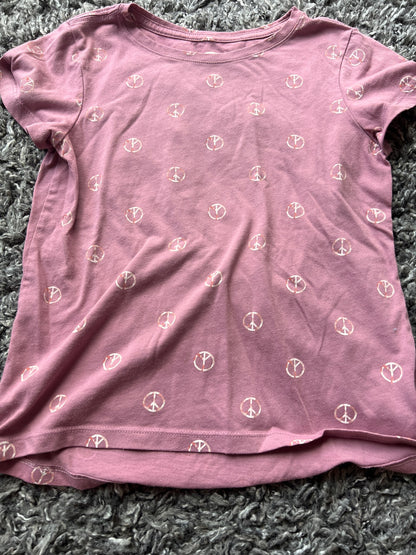 Girl’s Peace Sign Pink T Shirt, Kids 8