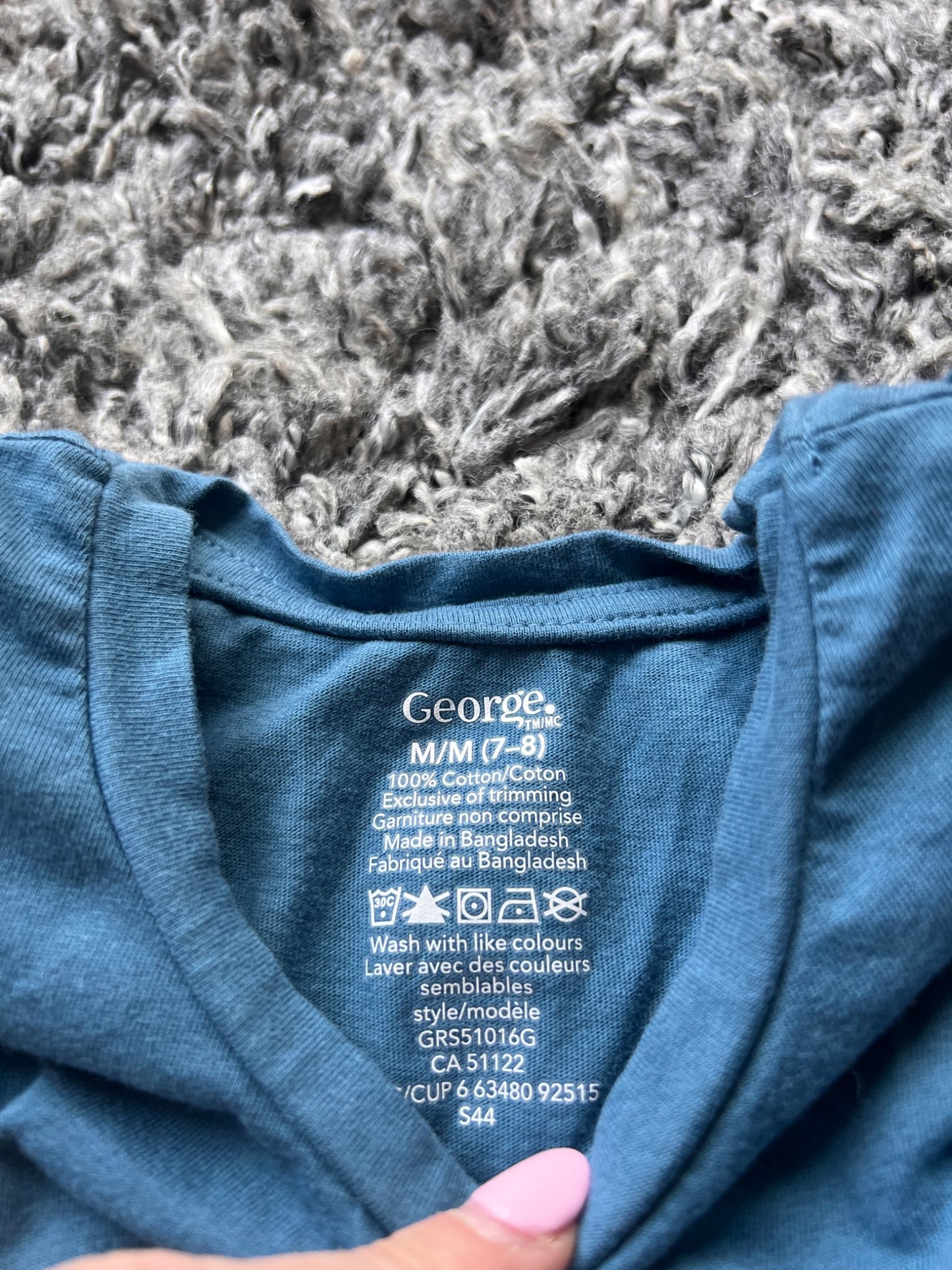 Girl’s NWOT Blue T Shirt with Frills, Kids 7