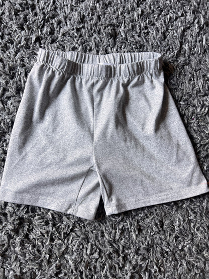 Girl’s NWOT Grey Shorts, Kids 7