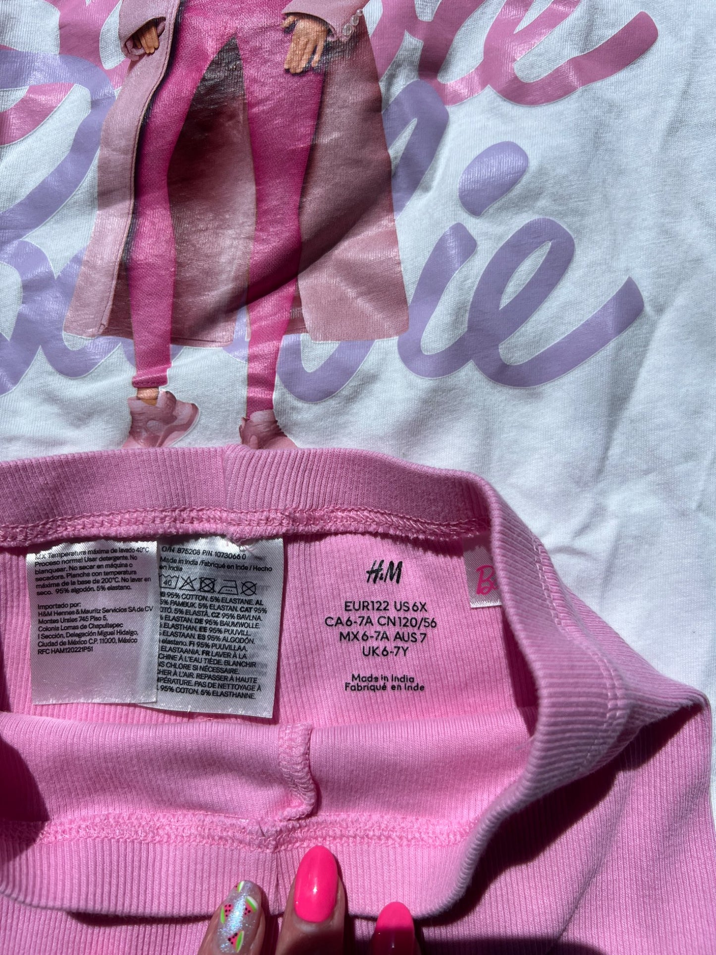 Girl’s NWOT Matching Set Barbie T Shirt/shorts , Kids 6/6X