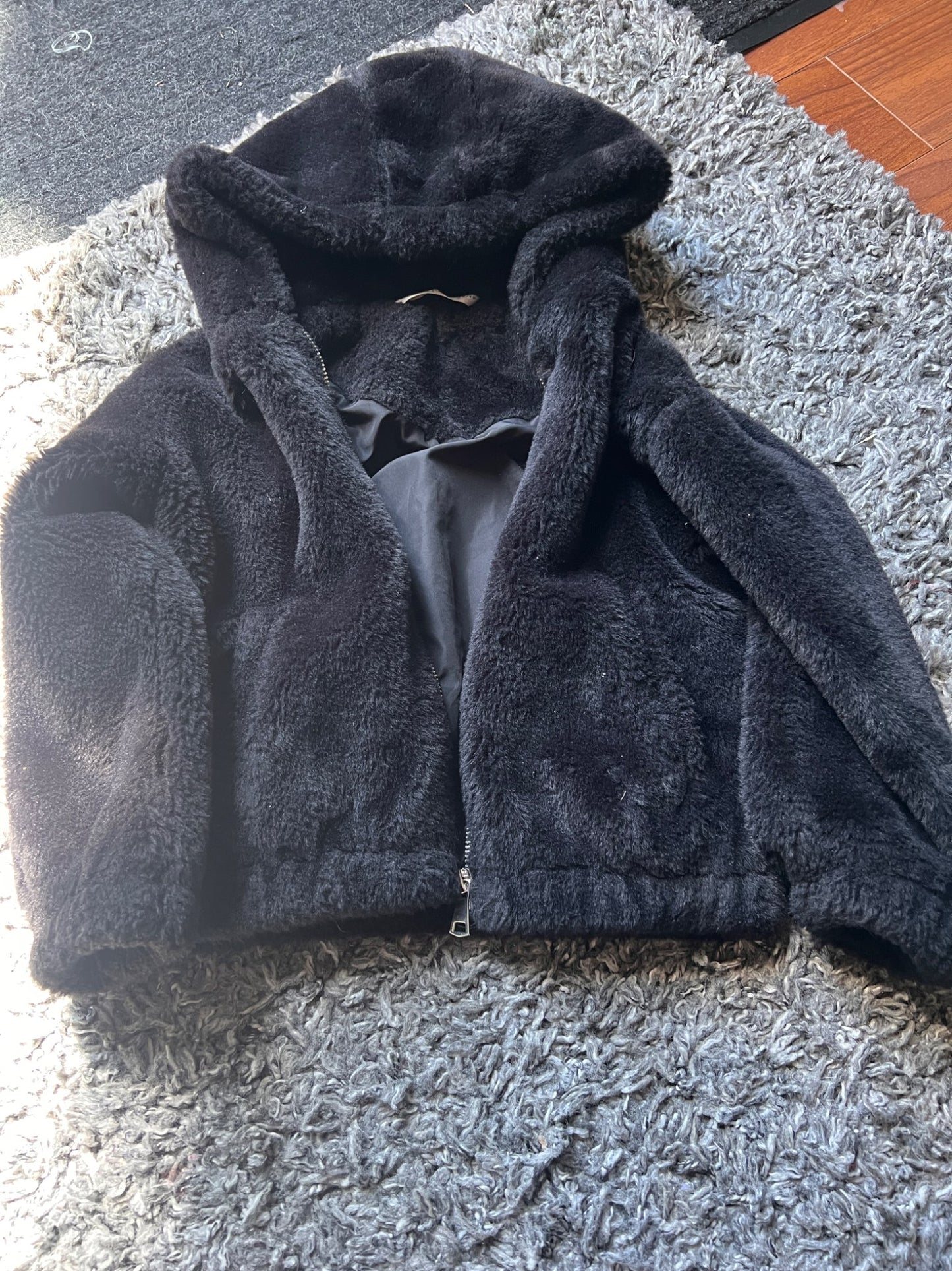 Girl’s Fuzzy Black Zip Up Coat, Kids 6/6X