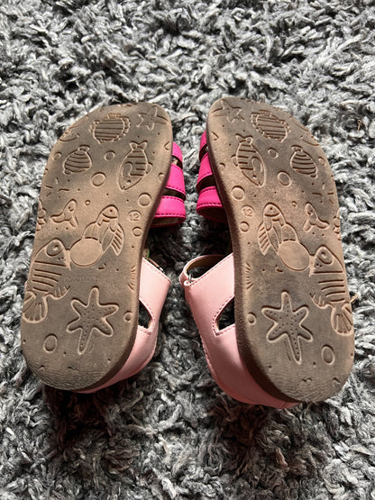 Girl’s Strawberry Sandals, Shoes 12 (Toddler:2-4yr)