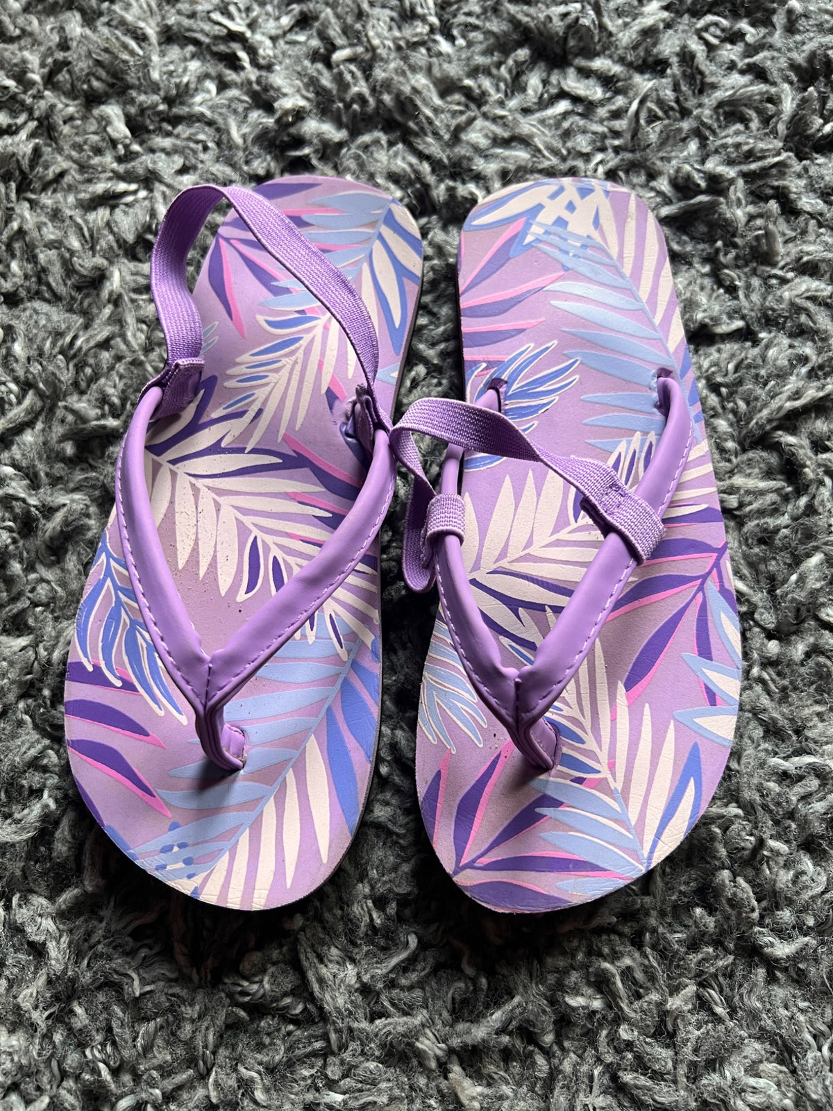 Girl’s Purple Tropical Flip Flops Sandals, Shoes 13 (Kids:4-8yr)