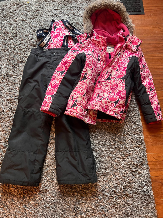 Girl’s Winter Jacket/Snowpants, Kids 7