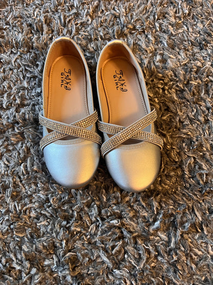 Girl’s Silver Dress Shoes, Shoes 12 (Toddler:2-4yr)