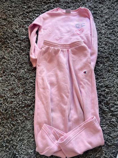 Girl’s Champion Kids Pink Sweatsuit, Kids 7