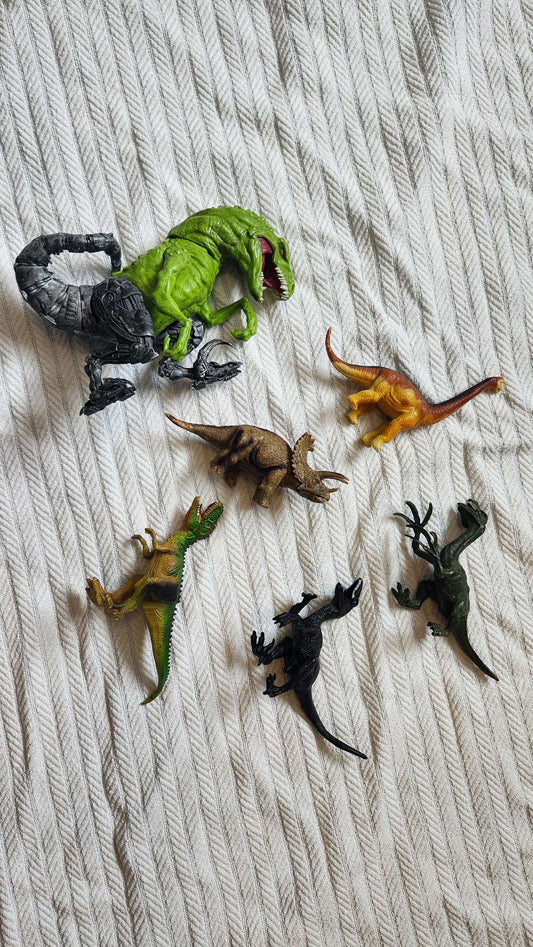 6 Dinosaur Toy Figures - Big T-Rex & More