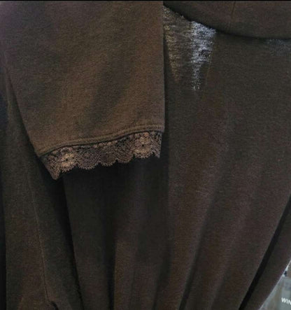 Motherhood Maternity - Black Robe with Lace Trim Sleeves, Maternity L (12-14)