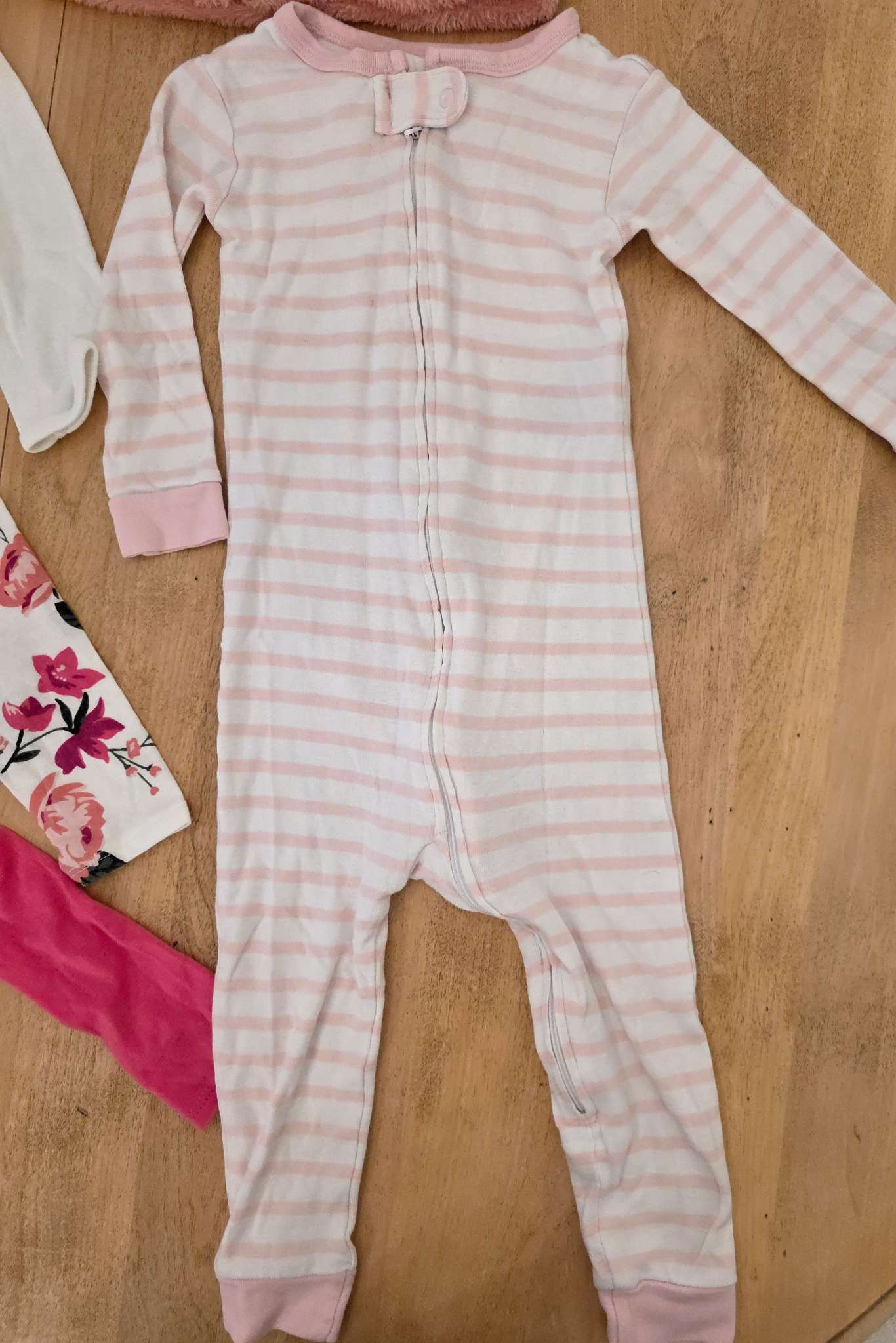 18 to 24 Month Clothing Bundle (PJs, Long Sleeve Tops, Soft Fuzzy Vest), Kids 24 Month (18-24M)