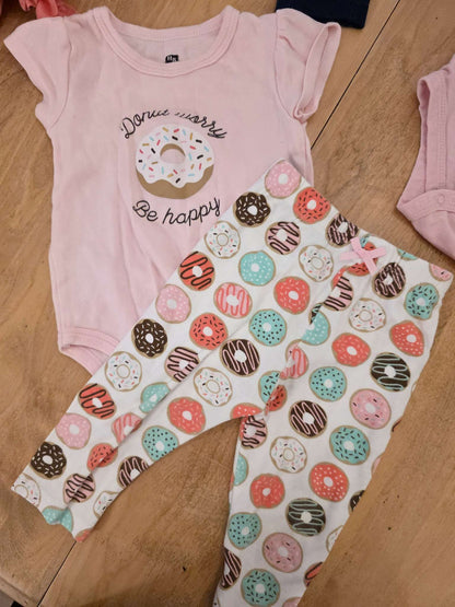 6 to 12 Month Clothing Bundle (Matching sets, onesies, tops and leggings ), Kids 12 Month (9-12M)