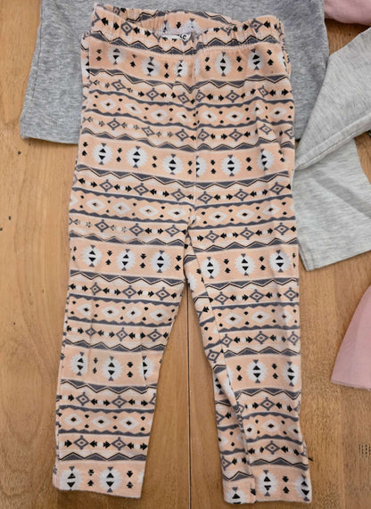 6 to 12 Month Clothing Bundle (Matching sets, onesies, tops and leggings ), Kids 12 Month (9-12M)